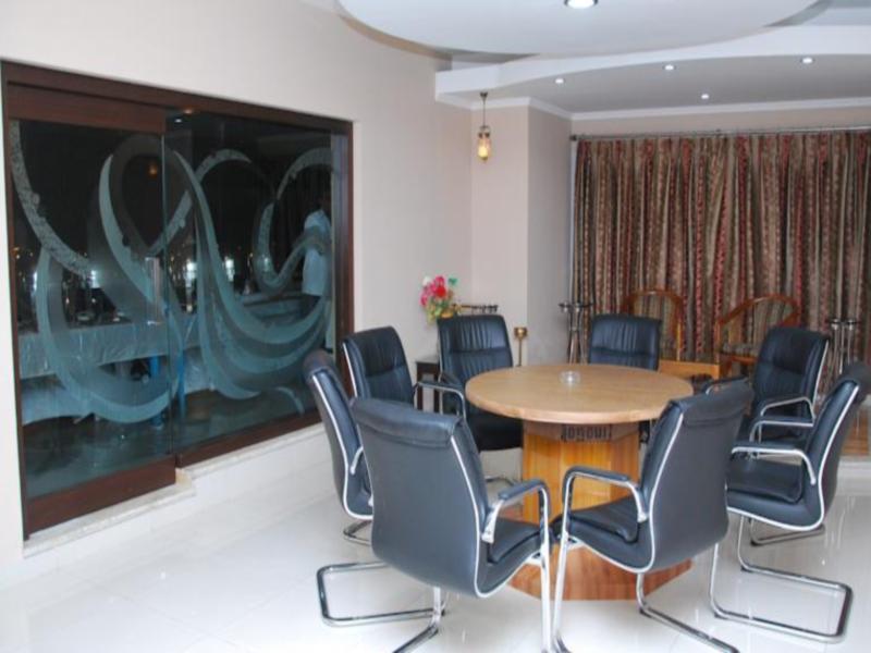 Hotel Tourist Inn Siliguri Zewnętrze zdjęcie